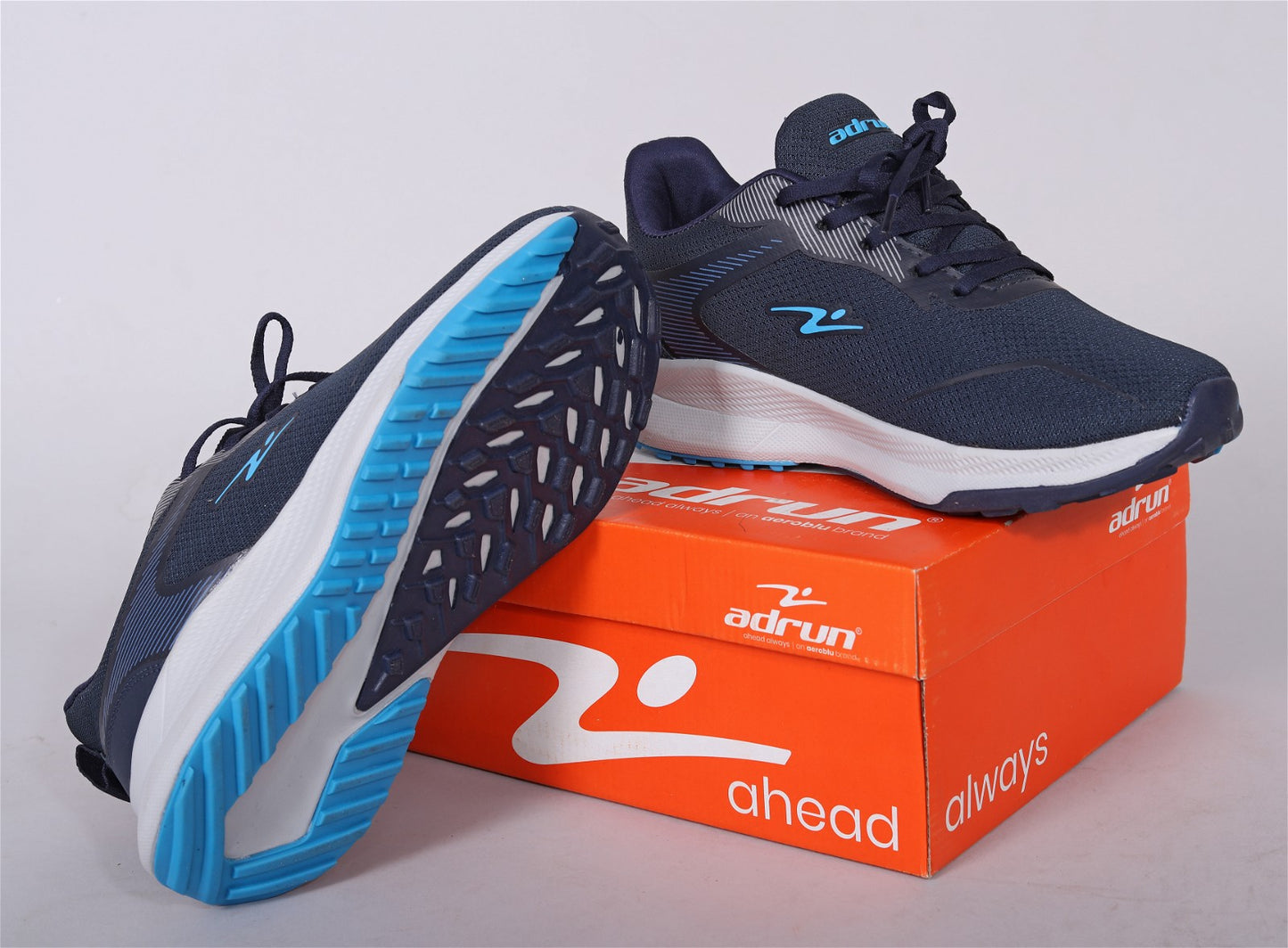 Ad Blue Top Lace-Up Running Shoes