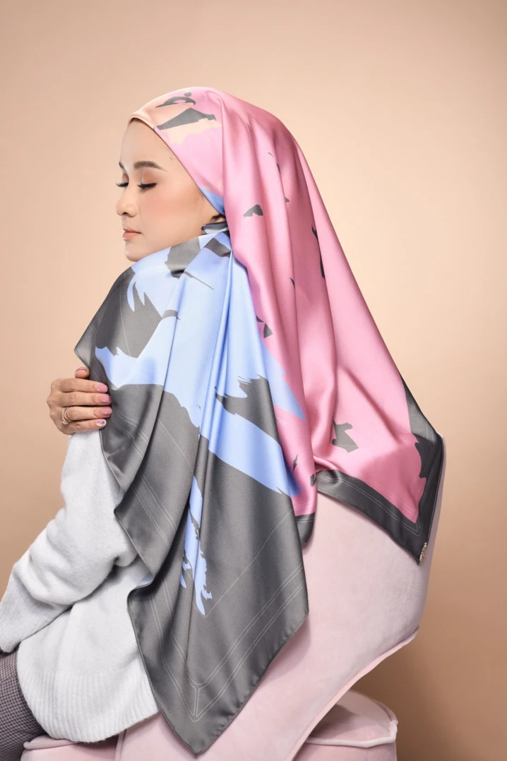 D Grey And Pink Silk Square Printed Scarf