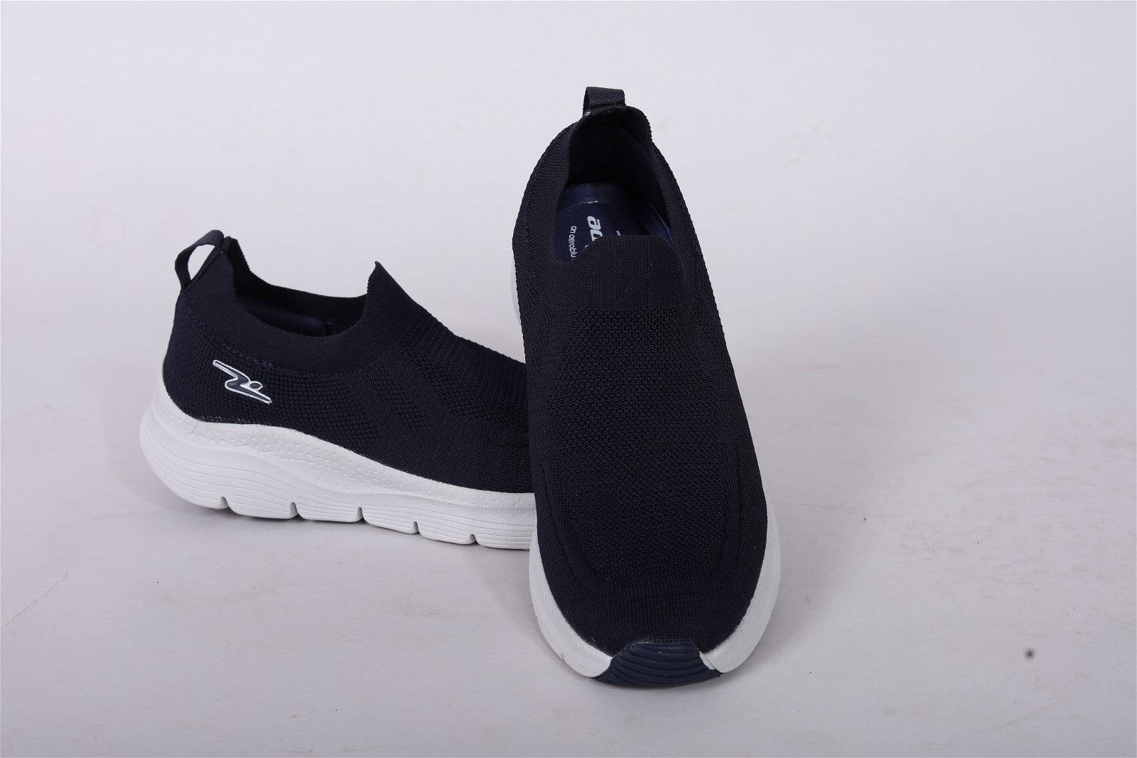 Adrun Black Sport Shoes